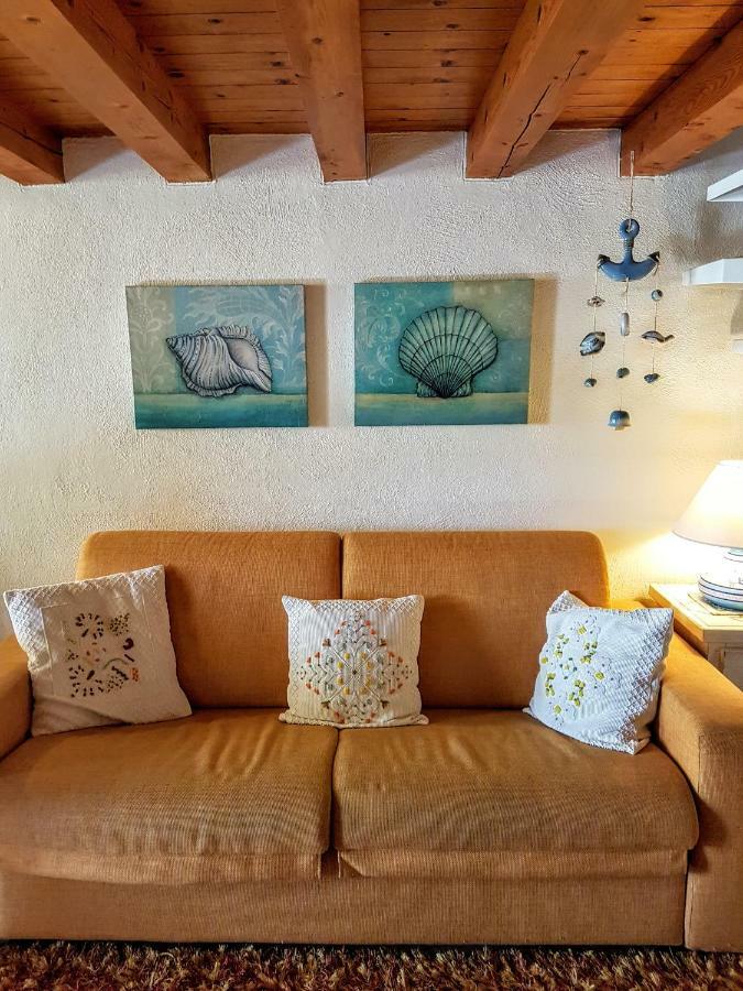 La Casa Di Chris Lejlighed Golfo Aranci Eksteriør billede